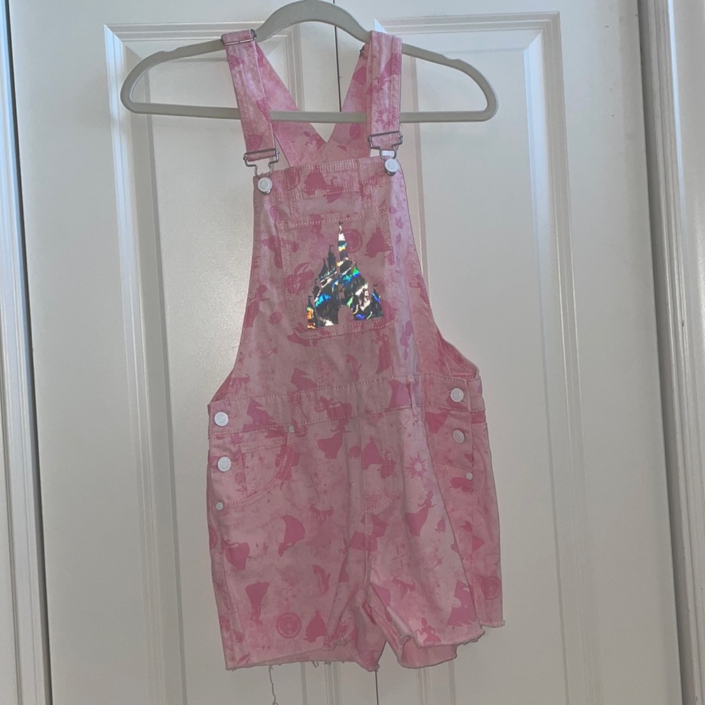 Pink overall short set Disney